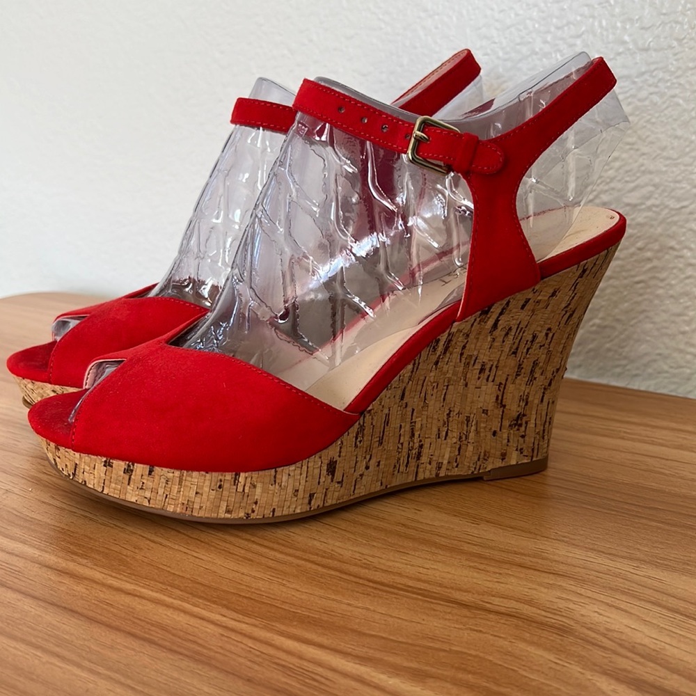 Nine West Red Wedge Cork Heel Peep Tor Ankle Straps In Like New Condition
